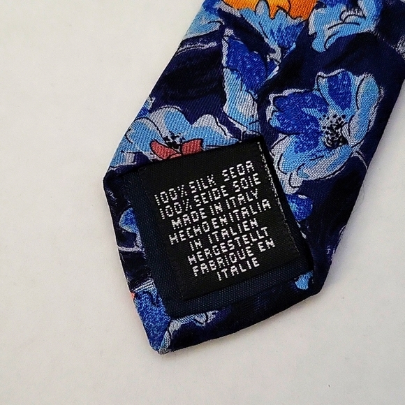 Disney Pooh Vintage Men's Tie - Picture 5 of 5